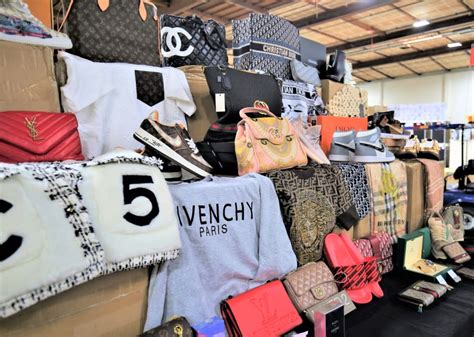 duofact fake clothing - Entrupy Battles Counterfeiting As Luxury ‘Dupes’ Become.